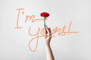 I m Yours Font: A Polished Touch for Your Brand